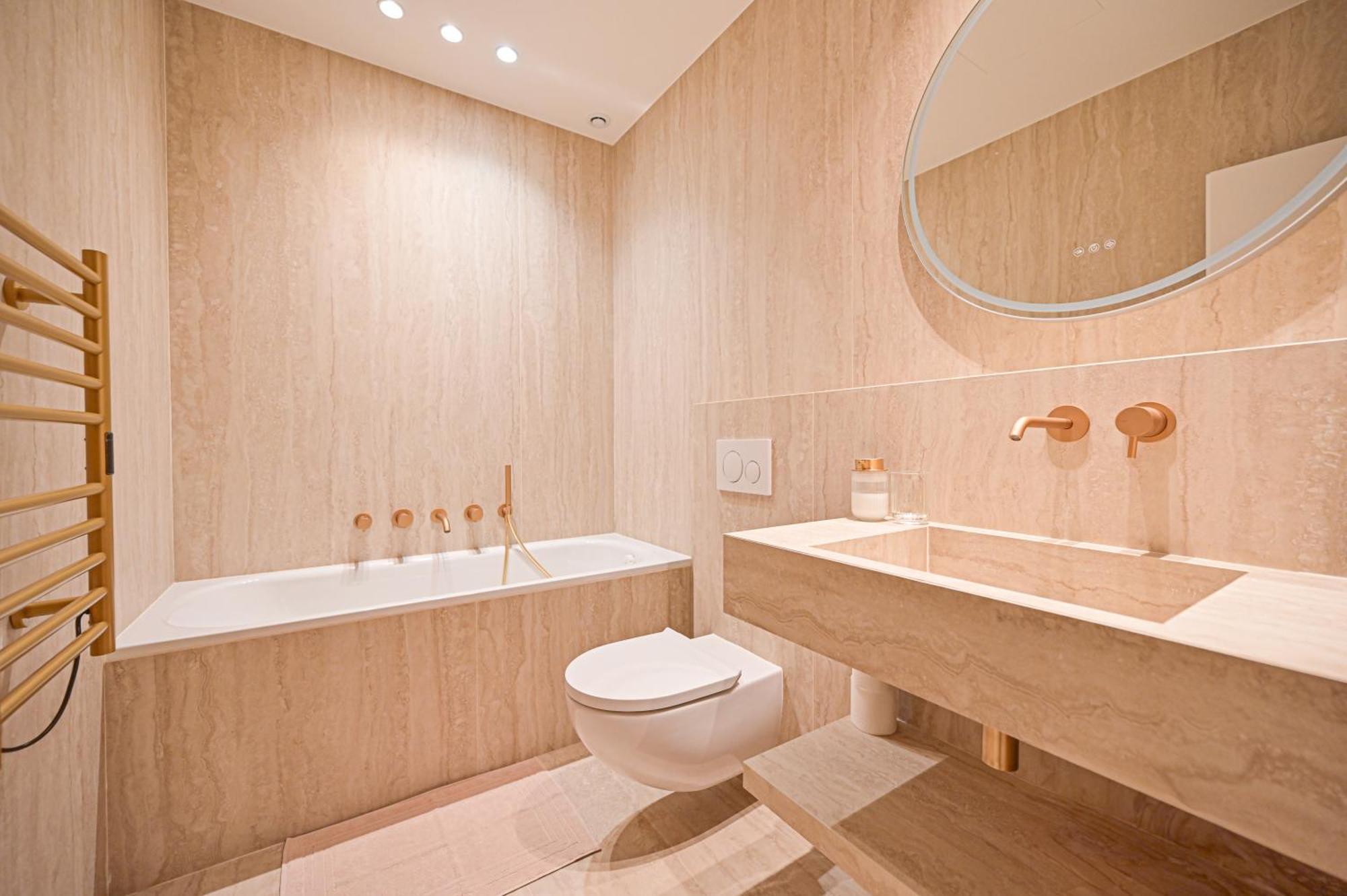 Sumptuous & Serene Parisian Flat Luaran gambar